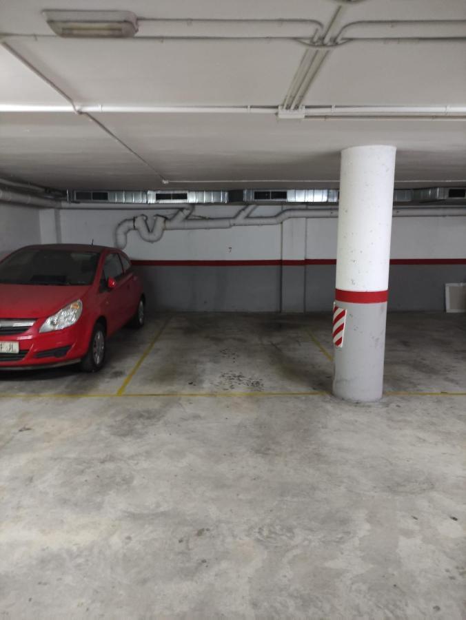 Piso Familiar 3 Habitaciones 2 Banos Y Plaza De Parking Tarragona Exterior photo